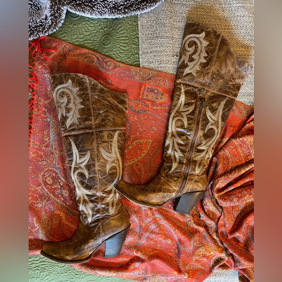 DAN POST WOMEN'S JILTED KNEE HIGH WESTERN BOOTS - Picture 2 of 7